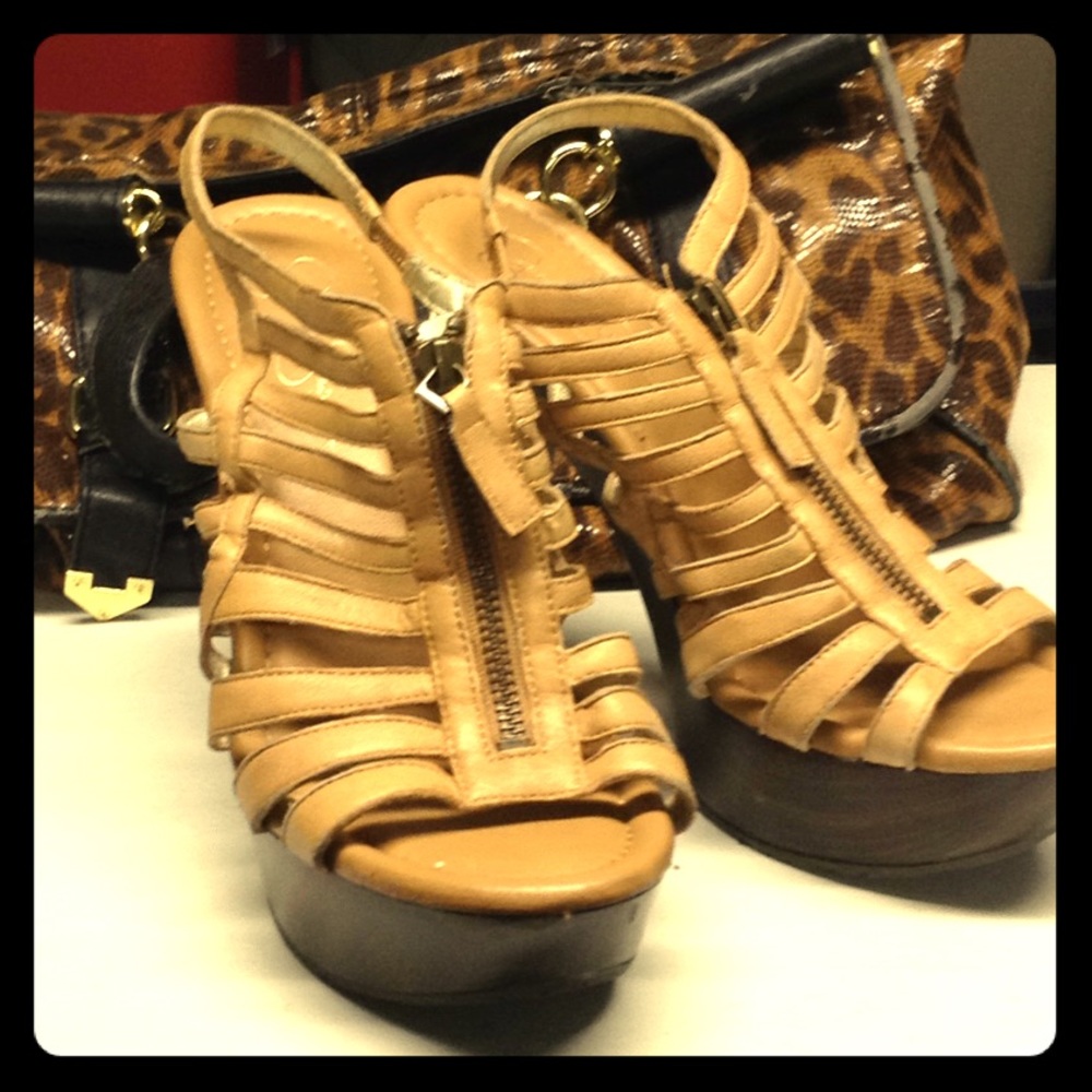 Jessica Simpson heels
